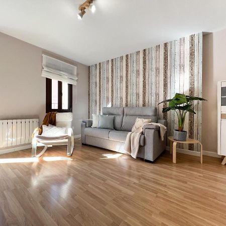 Apartamentos Turisticos Con Alma Plasencia Luaran gambar