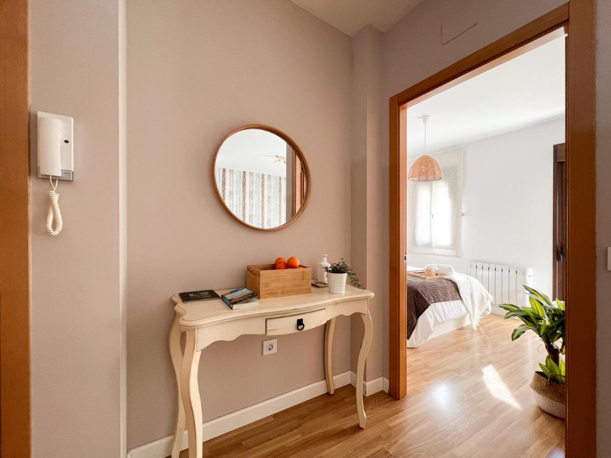 Apartamentos Turisticos Con Alma Plasencia Luaran gambar