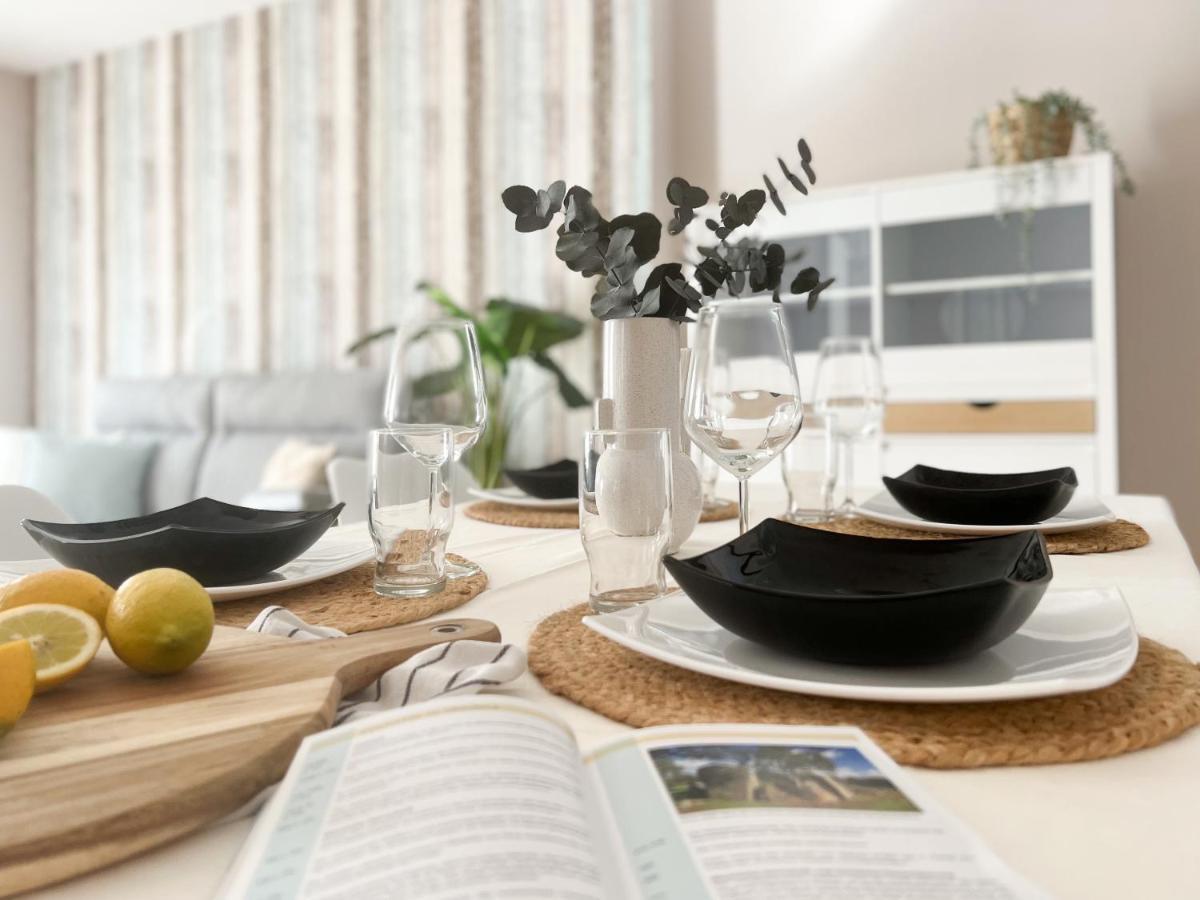 Apartamentos Turisticos Con Alma Plasencia Luaran gambar