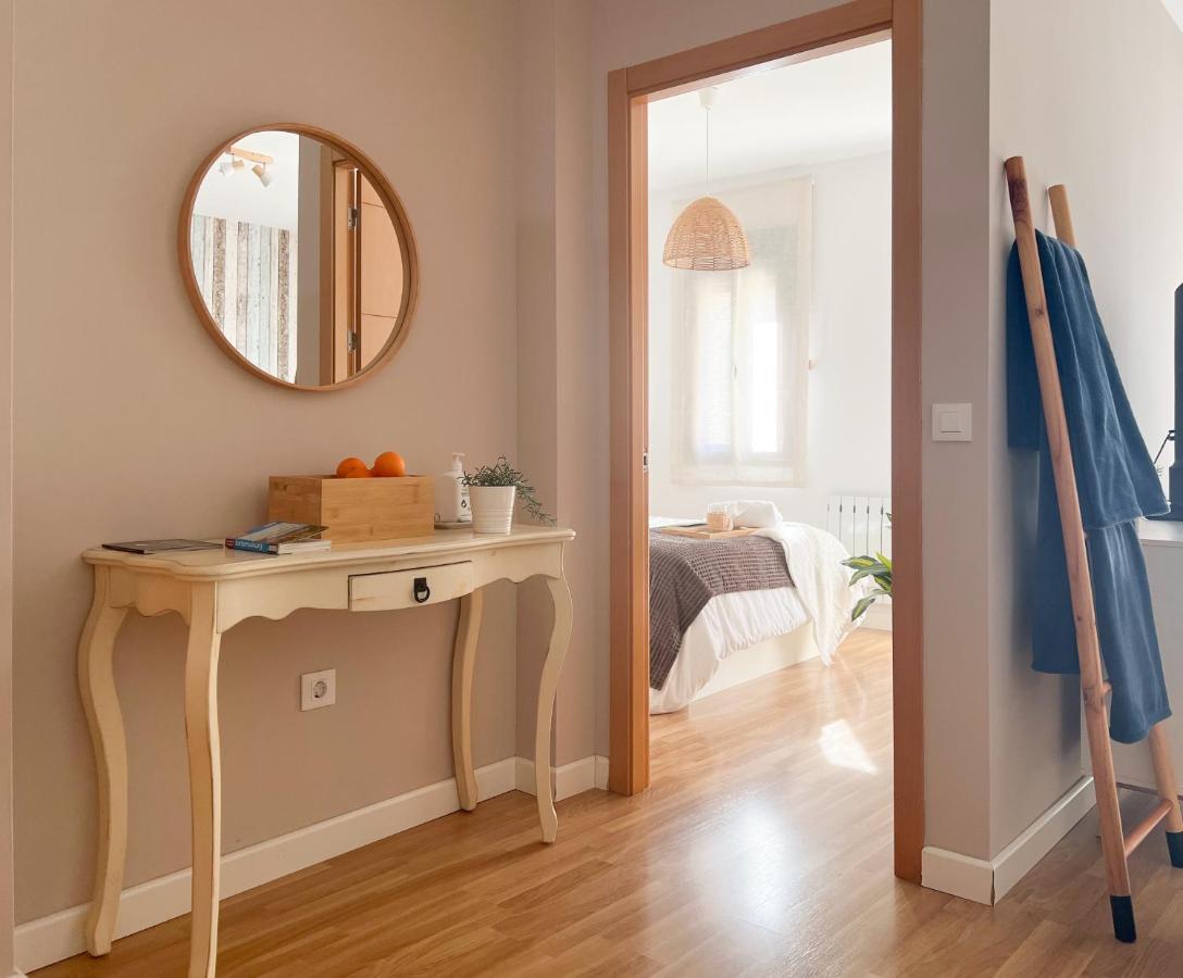 Apartamentos Turisticos Con Alma Plasencia Luaran gambar