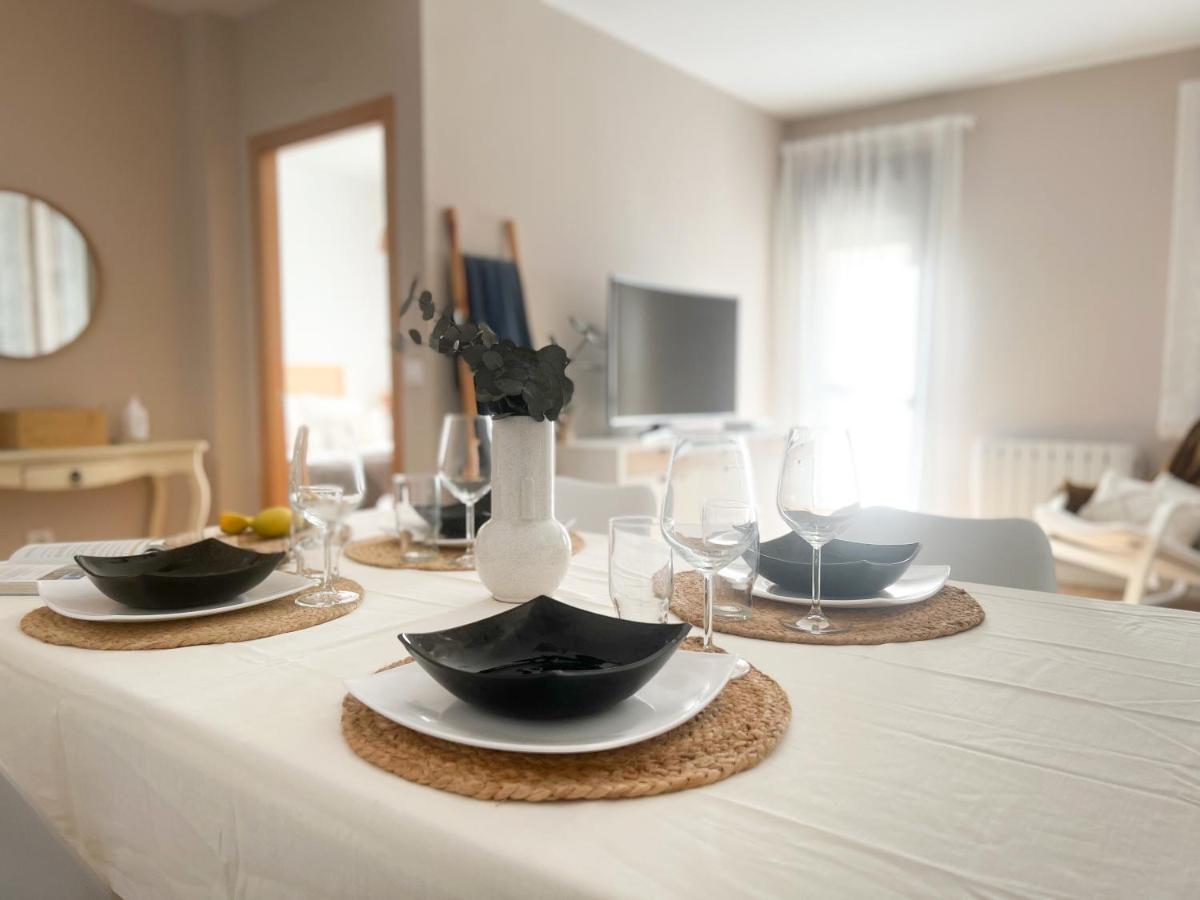 Apartamentos Turisticos Con Alma Plasencia Luaran gambar